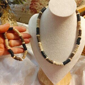 ⭐️3/$30 Vintage Hawaiian Coconut Wood Bead Necklace & Bracelet